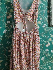 Deep Back Less Gown