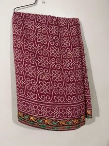 Maroon Bandhani Saree