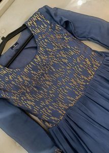 Beautiful Sequence Gown 💙