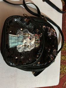 Sling Bag