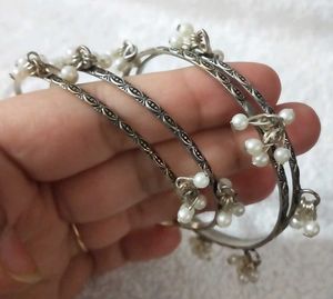 Pearl Silver Bangles - Set of 4