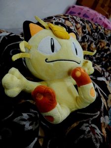 Meowth Plushie
