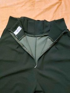 Combo:- BLACK tights ,Olive Green Culottes