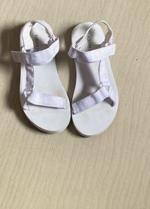 Forever 21 White Sandals