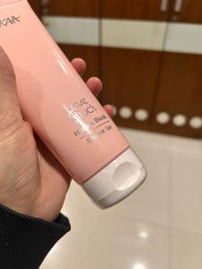 Nykaa Hidden Blush Bodywash