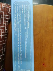 Johnson&#39;s Baby Care Collection Gift Pack 7 Items With Yellow Organic T-shirt