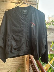 Max- Bomber Jacket