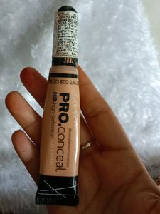 la girl concealer