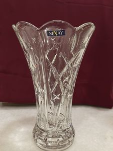 Crystal Clear Vase - Elegant Home Decor