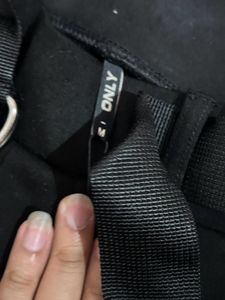 vero Moda Stylish Black Belted Trousers