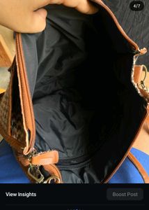 Messenger bag