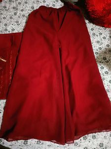 MAROON EMBROIDED KURTI DUPATTA SET