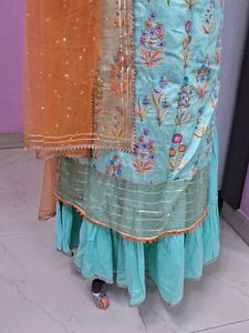 Elegant Embroidered Kurta