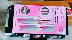 Free Gift With Trimmer Use Of Hairs
