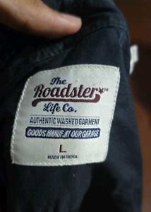 Men's Casual Button-Down Shirt