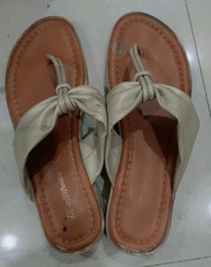 Liz Claiborne Thong Sandals