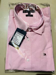 Premium Branded Tommy Hilfiger Shirt new wdt tag