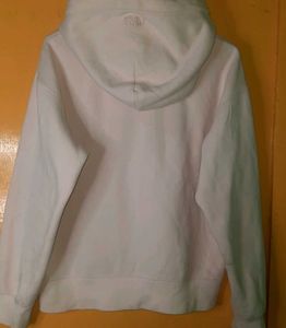PRIVATE CLOSET HOODIE🤌🏽 FOR WOMEN (size -s to m)