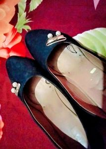 Black Valley Heels🌸