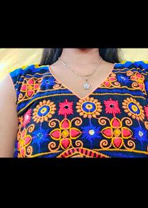 Vibrant Folk Dance Print Tunic Top