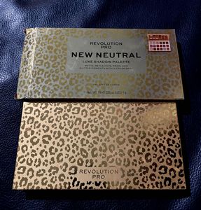 Makeup Revolution Eyeshadow Pallette