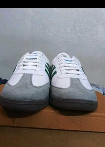 Stylish White &amp; Green Sneakers