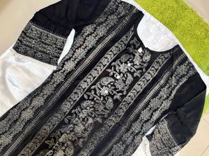 Elegant Black Embroidered Kurta