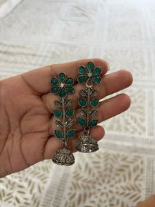 6 Pairs Of Jhumke