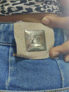 Vintage High-Waisted Jeans