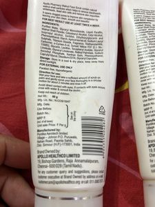 Apollo Walnut Face Scrub