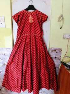 Entic Gown