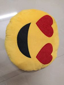 Cute Smiley Cushion pillow fr ur fav ones