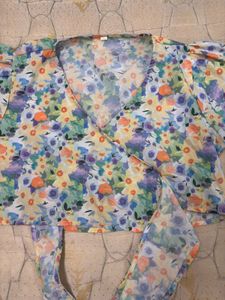 Floral Print Tie Front Top