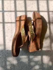 Women&#39;s Fancy Gold Wedges