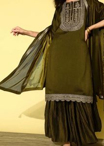 Women Yoke Design Thread Work Suit With Sharara