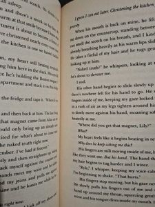It Ends With Us by Colleen Hoover