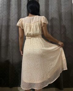 Chic Floral Midi Dress