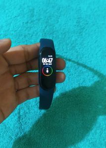 Mi Band 4 💫Like New.