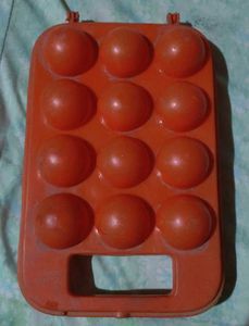 Egg Holder Carrier Storage Box For 12 Eggs.