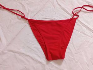 Nike Bikini Bottom - Red