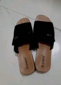 Black Flat Sandals🖤