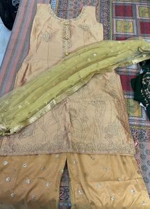 Elegant Gold Salwar Kameez Suit
