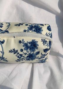 Travelling Pouch