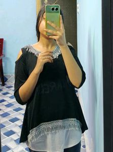 Size M Black And White Cold Shoulder Fringe Top