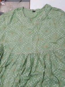 Green Top Size XL