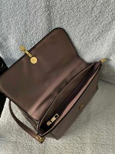 Chic Crossbody Bag