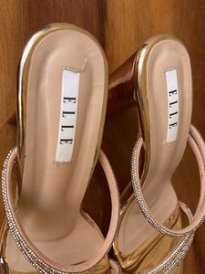 ELLE  Block Heel