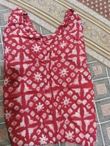 Red &amp; White Print Kurti ( short )