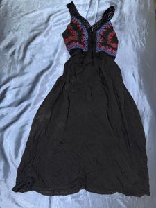 midi black dress