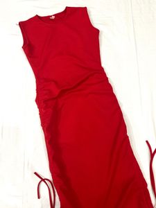 Red bodycon dress
